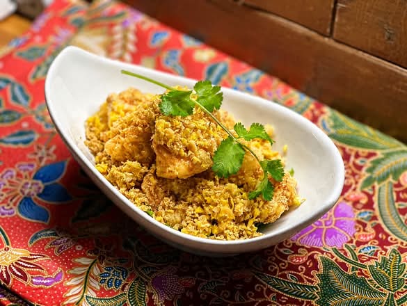 Crispy Whole Grain Prawns 麦片虾